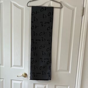 Beautiful Korean scarf or shawl. Purchased in Seoul at a posh boutique.